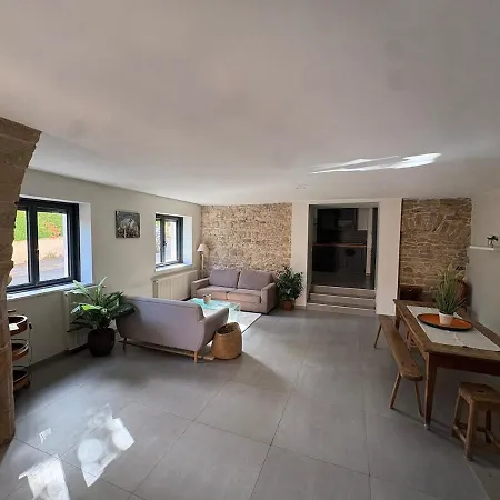 Characterful 150 M2 House With Rooftop *