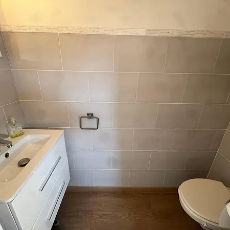 Characterful 150 M2 House With Rooftop *